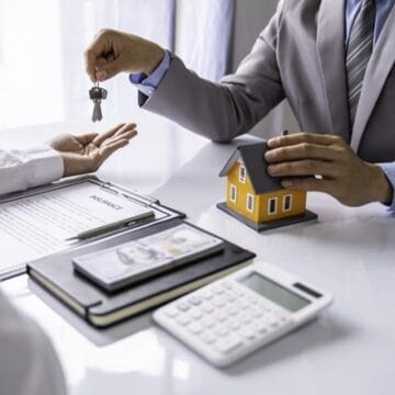 Comisionul agenției imobiliare: Tot ce trebuie să știi pentru a realiza o tranzacție avantajoasă
