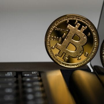 Bitcoin depășește 50.000 USD și se pregătește pentru halving – Ce urmează?