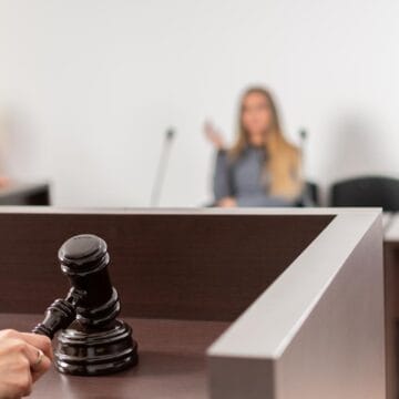 Avocatul de Familie – Un Partener Esențial în Situații Juridice Sensibile